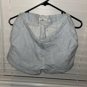 Vineyard Vines women’s shorts